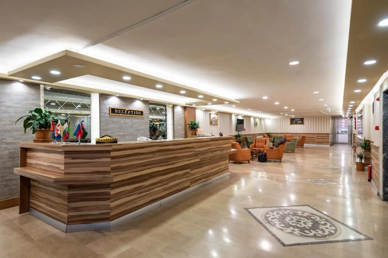 **  Dinar Hotel Istanbul Turcia