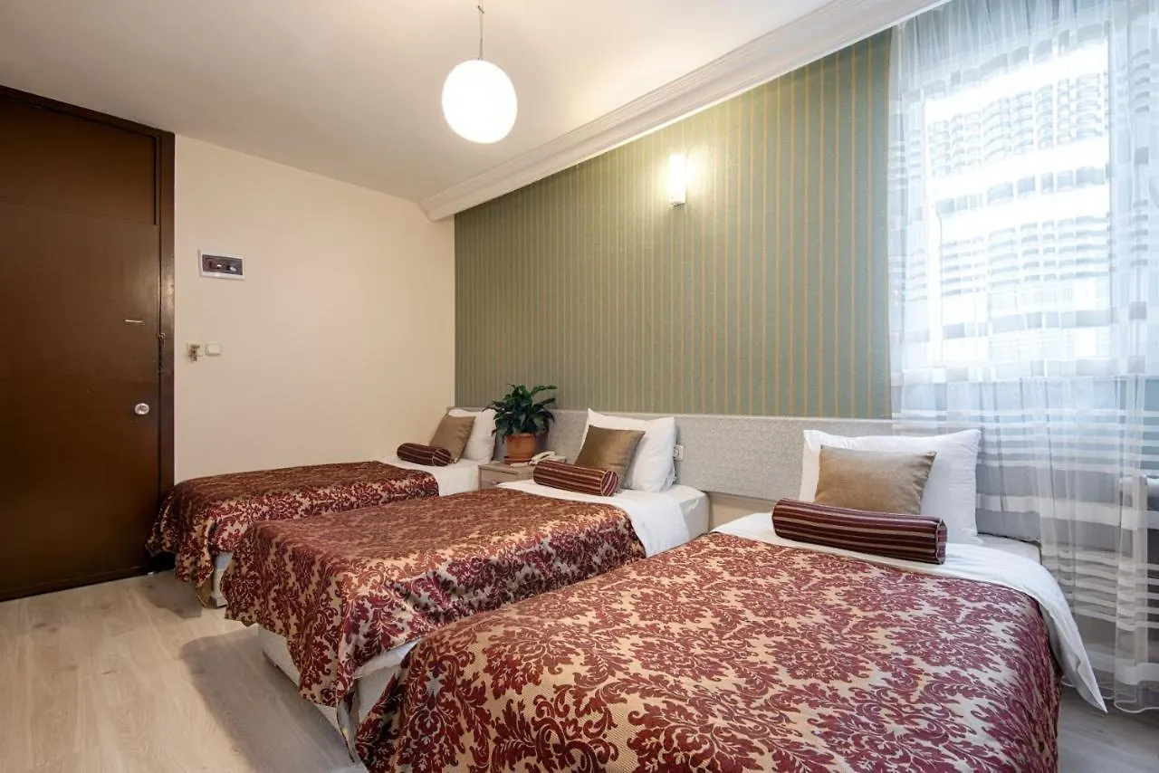 Dinar Hotel Istanbul 2*,